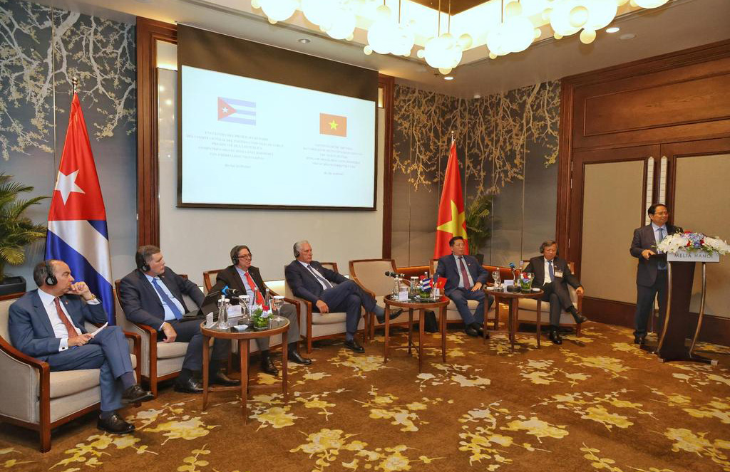 Intercambia Díaz-Canel con empresarios vietnamitas 