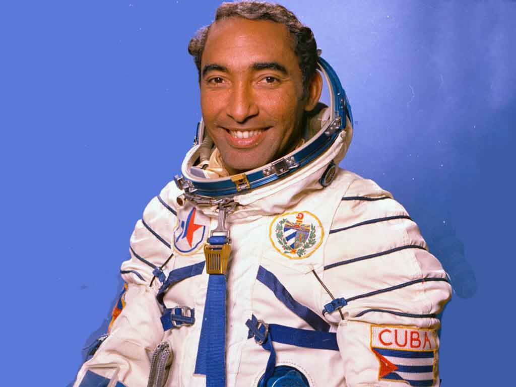 Arnaldo Tamayo 1