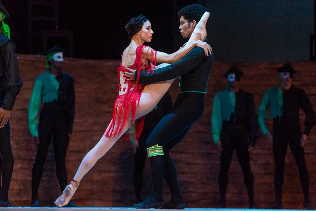 Ballet_Nacional_de_Cuba2