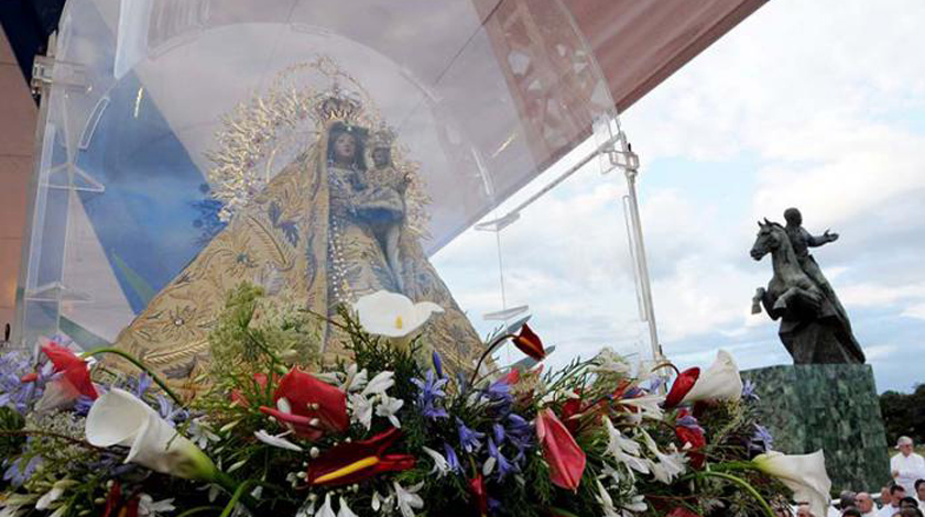 Virgen de la Caridad del Cobre (Patrona de Cuba)