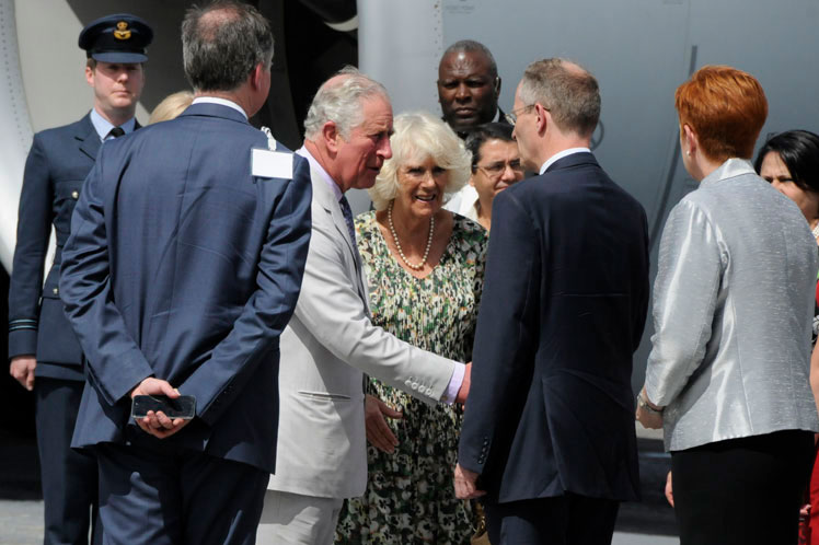 Príncipe Carlos de Gales y la duquesa Camila de Cornualles