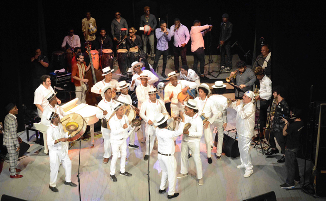 Presentación de lujo en Santiago de Cuba con la fusión de jazz, rumba y conga 