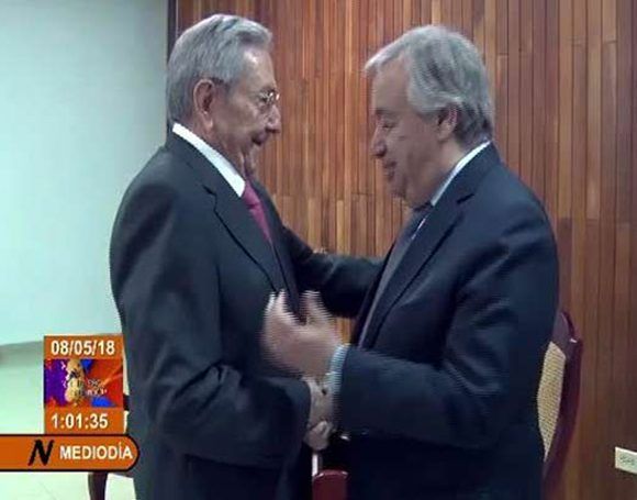  Raúl Castro, y el secretario general de la ONU, Antonio Guterres