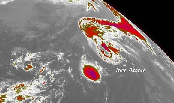 Helene afectando las islas Azores (Portugal) y Joyce al suroeste/NOAA.