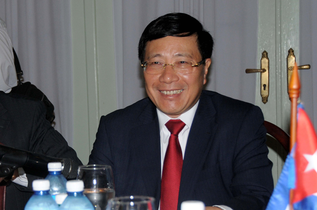 Pham Binh Minh, viceprimer ministro y ministro de Relaciones Exteriores de Vietnam, durante el encuentro con su homólogo cubano, Bruno Rodríguez Parrilla, en la sede del Ministerio de Relaciones Exteriores (MINREX), en La Habana, Cuba, el 20 de mayo de 2019.