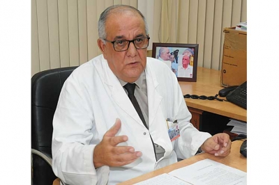  Luis Curbelo, director de dicha institución de salud.