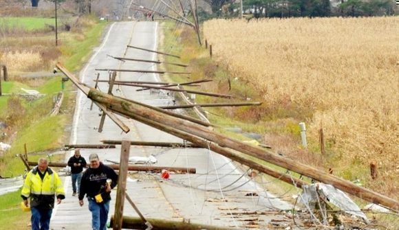 Desastre en Ohio por brote de tornados. Foto de Warren Dillaway/Star Beacon, vía AP.