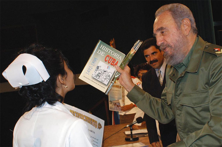 Díaz-Canel recuerda concepción de Fidel Castro sobre cooperación médica Díaz-Canel recuerda concepción de Fidel Castro sobre cooperación médica