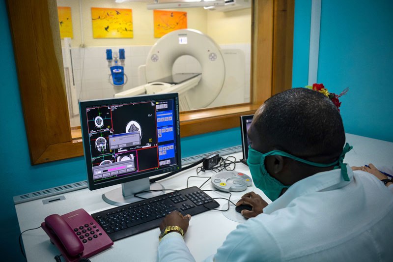 Tomógrafo para la atención de pacientes con cáncer / FOTOS: JUAN PABLO CARRERAS 