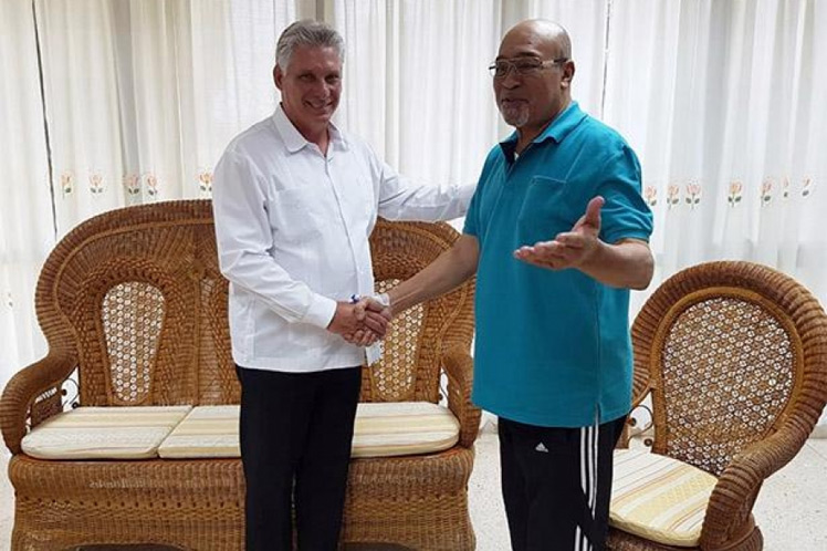 Dialoga Díaz-Canel con presidente de Surinam