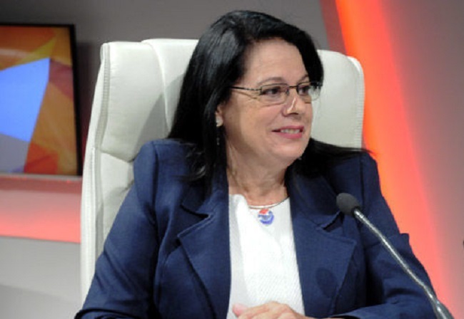 Beatriz Alonso Becerra, Directora General de CITMATEL en el programa televisivo Mesa redonda. Foto: Roberto Garaycoa Beatriz Alonso Becerra, Directora General de CITMATEL en el programa televisivo Mesa redonda. Foto: Roberto Garaycoa