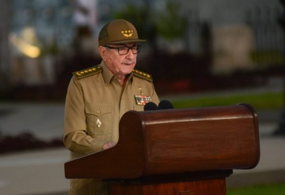 Raúl pronunció el discurso del Acto por el Aniversario 60 del Triunfo de la Revolución Cubana. Foto: Marcelino Vázquez Hernández / ACN / Cubadebate