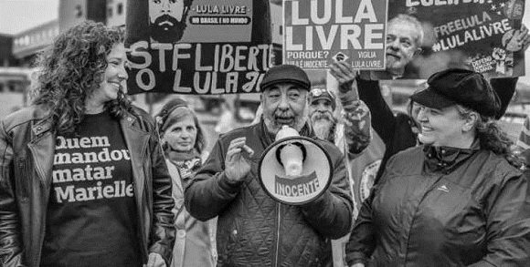 Mónica Benicio y Leonardo Padura en Curitiba