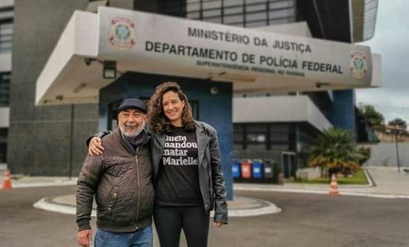 Mónica Benicio y Leonardo Padura en Curitiba