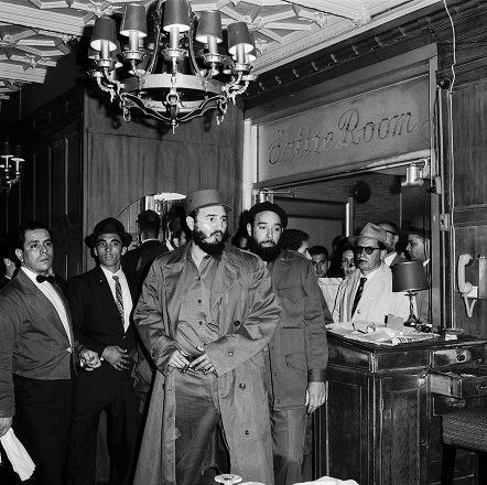Fidel llega al Hotel Teresa