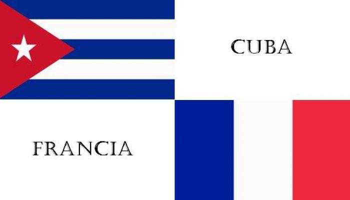 Banderas de Cuba y Francia