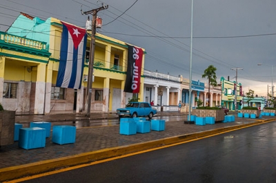 Banderas cubana y del 26 de Julio en Pinar del Río