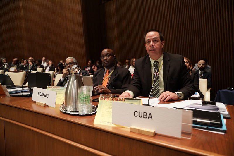 ¿Por qué no puede el Ministro cubano de salud asistir al encuentro de la OPS en Washington?