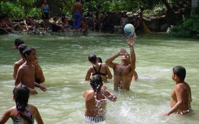 Un verano cargado de alegrías, niños, adolecentes y jóvenes