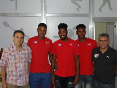 Balonmano: Firman contratos jugadores cubanos 