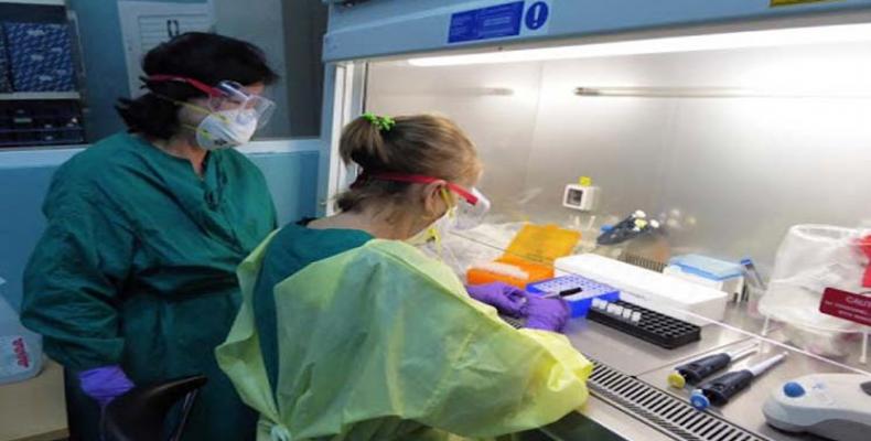 pruebas de laboratorio para determinar la presencia de la COVID 