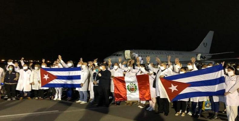 En Perú brigada médica cubana para ayudar en la lucha contra el coronavirus