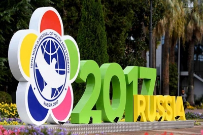 Banner alegórico al Festival de Sochi