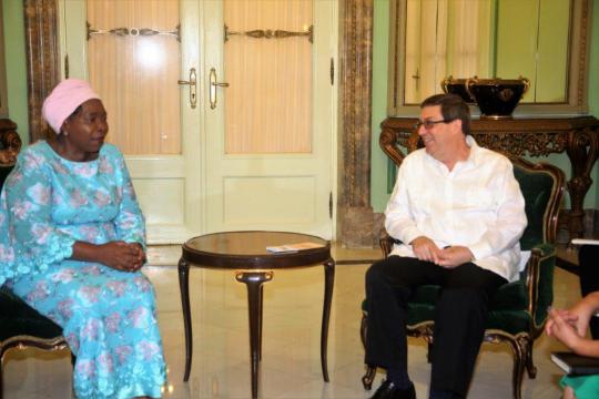  Canciller cubano Bruno Rodríguez y Ministra de la Presidencia de Sudáfrica, Nkosazana Dlamini-Zuma