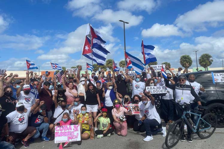 Caravanas de activistas en contra del bloqueo en Canadá y Estados Unidos