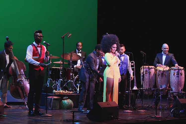 Músicos cubanos en Festival Artes de Cuba