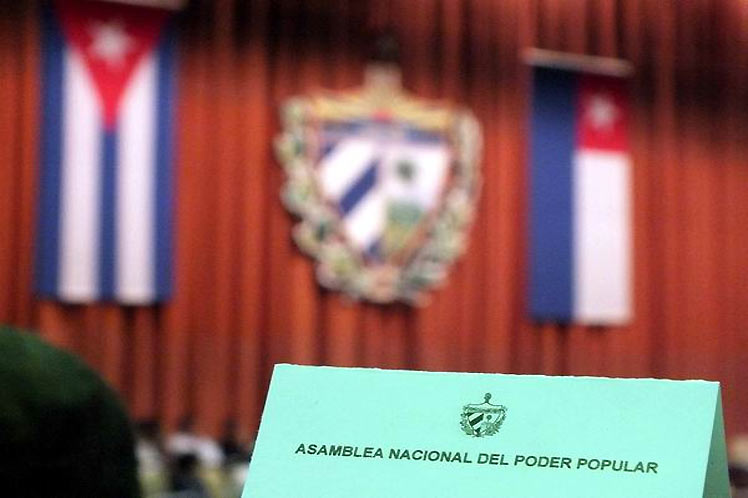 Parlamento de Cuba inicia octavo período de sesiones