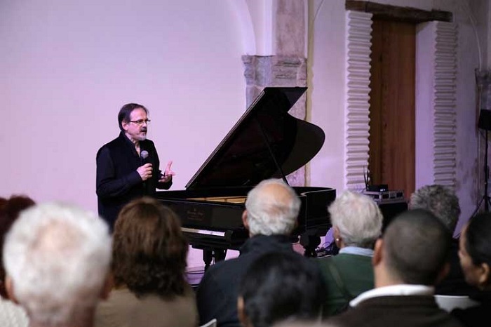 Ofrecerá concierto en Cuba el destacado pianista y profesor Luca Chiantore