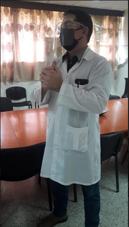 Carlos Ricardo Pérez, especialista en Medicina Interna que un año atrás dirigiera a los profesionales cubanos que sirvieron en Crema. Foto: Mario Almeida / Cubadebate