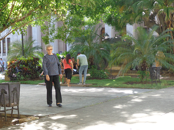 Plaza Ignacio Agramonte, un espacio distintivo de la Universidad.