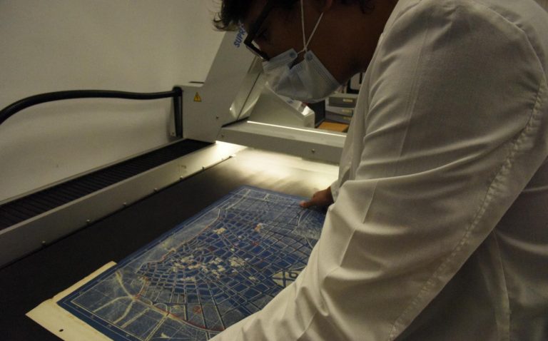 Digitalización del patrimonio. Foto: Erick Guerra Figueredo.