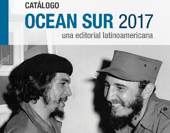 Catálogo de la Editorial Ocean Sur con imágenes del Che y Fidel