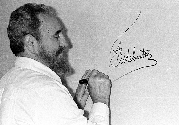 Las firmas de Fidel Castro