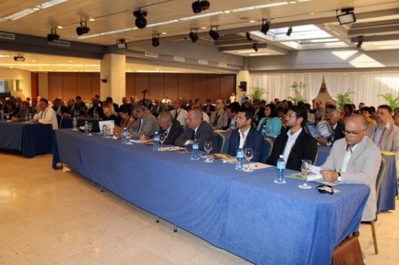 Reunión de transferencia monetaria en Cuba 