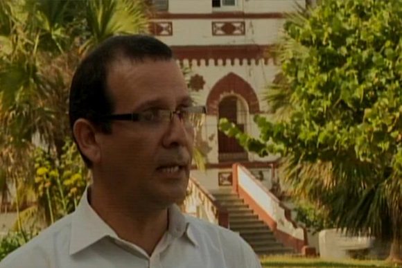 Javier Ferreira, jefe comercial de la División Territorial Norte de ETECSA. Foto: Captura de pantalla. Javier Ferreira, jefe comercial de la División Territorial Norte de ETECSA. Foto: Captura de pantalla.