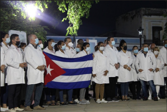 Llegan a Matanzas integrantes del Contingente Henry Reeve que estaban en colaboración solidaria en otros países. Foto: Mario Almeida / Cubadebate