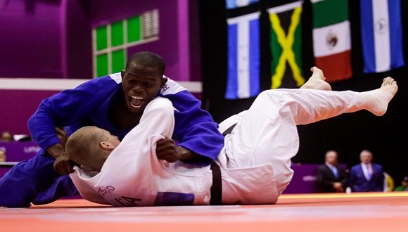 Gerardo (81 kg) solo cedió por wazari ante el mexicano campeón paralímpico y mundial Eduardo Ávila. Foto: Calixto N. Llanes/JIT.