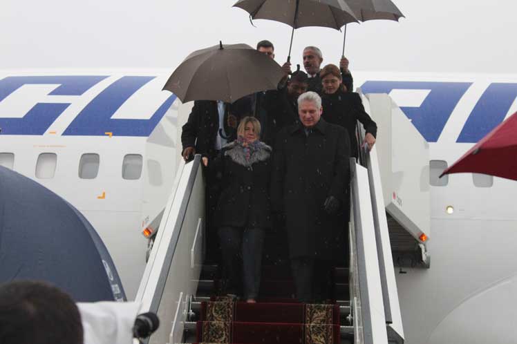 Presidente de Cuba arriba a San Petersburgo