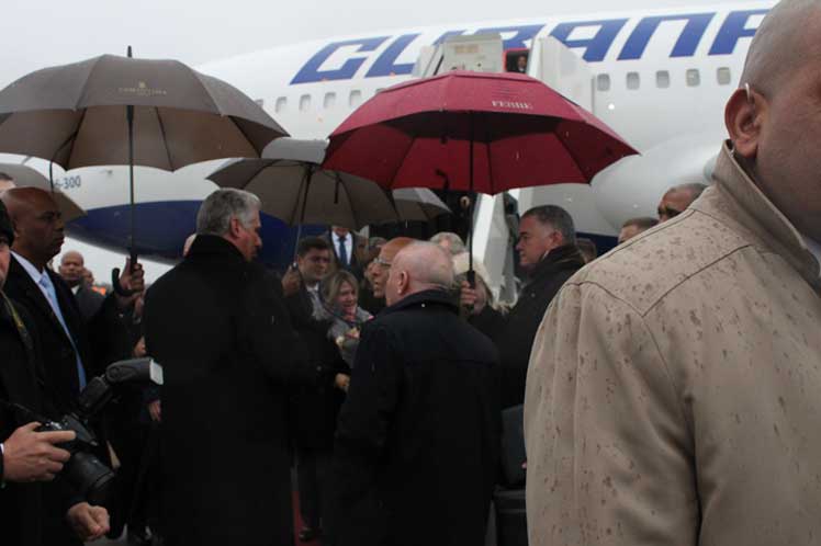 Presidente de Cuba arriba a San Petersburgo