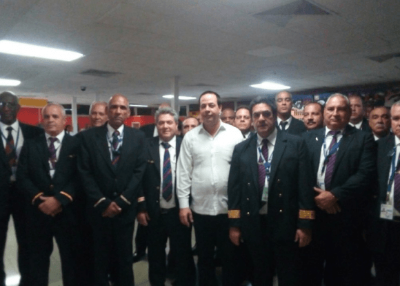 Reciben a médicos cubanos tras cumplir misión en Mozambique. Foto: Minsap/ Twitter.