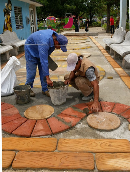 Trabajos en el parque de diversiones. Foto tomada de Radio Ciudad del Mar.