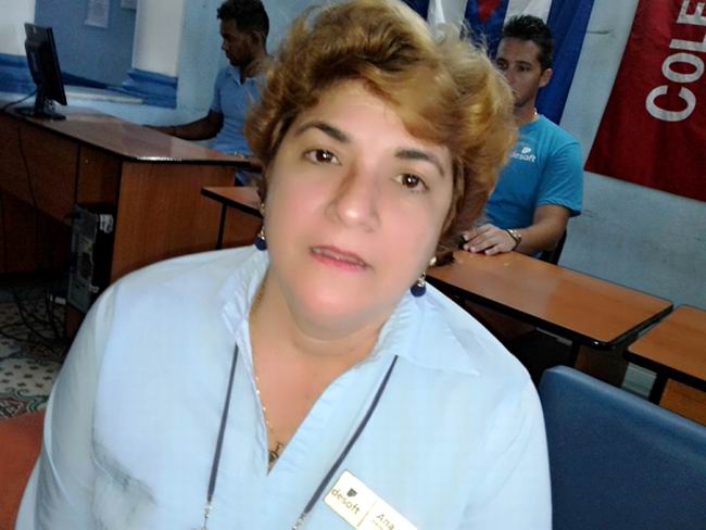 Ana Gladys Martín, Directora de la División Territorial Cienfuegos perteneciente a la Empresa de Aplicaciones e Informática DESOFT.