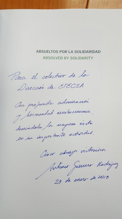 Dedicatoria de Antonio Guerrero a la directivos de ETECSA