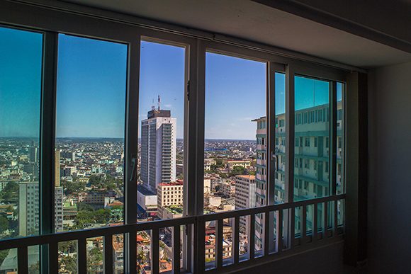 La Habana desde un apartamento del edificio Focsa.