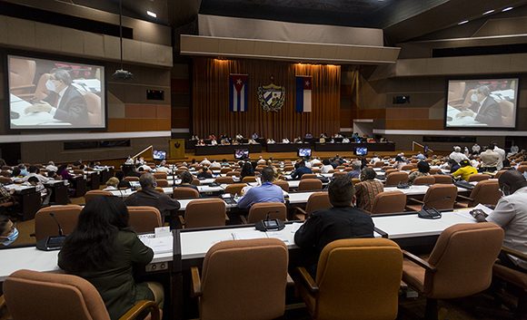Quinto Período Ordinario de sesiones de la Asamblea Nacional del Poder Popular (ANPP), en su IX Legislatura. Foto: Irene Pérez/ Cubadebate.