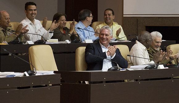El presidente Díaz-Canel este sábado en la sesión del Parlamento cubano. Foto: Irene Pérez/ Cubadebate.